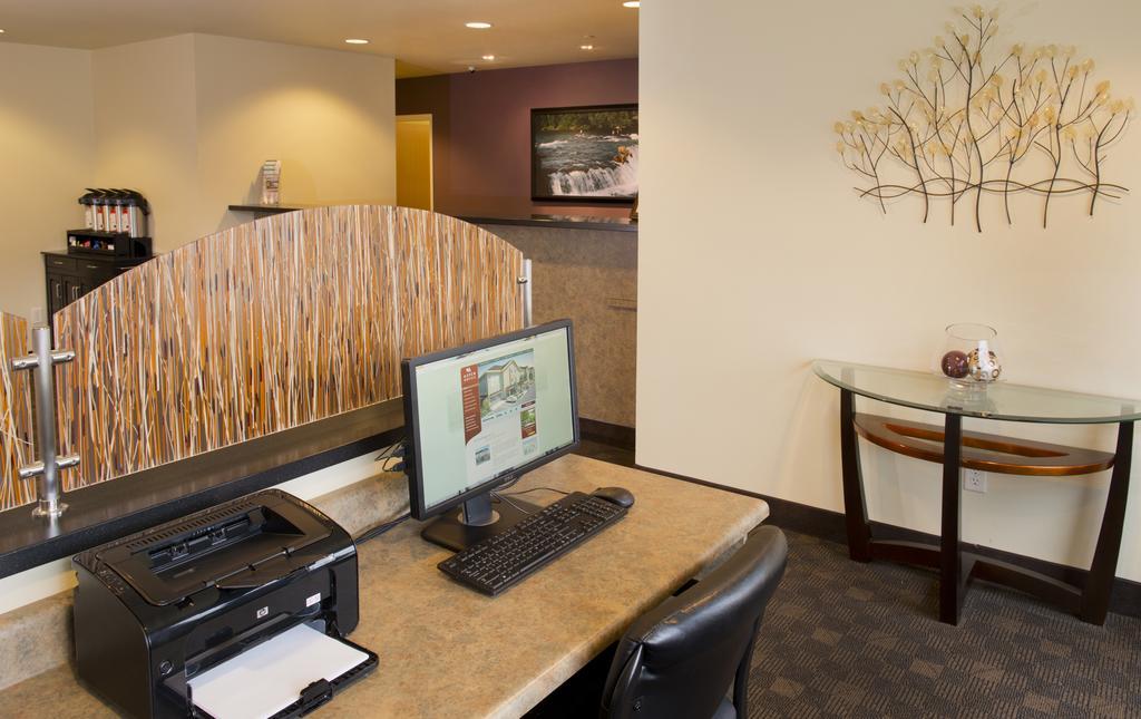 Aspen Suites Hotel เฮนส์ ภายนอก รูปภาพ